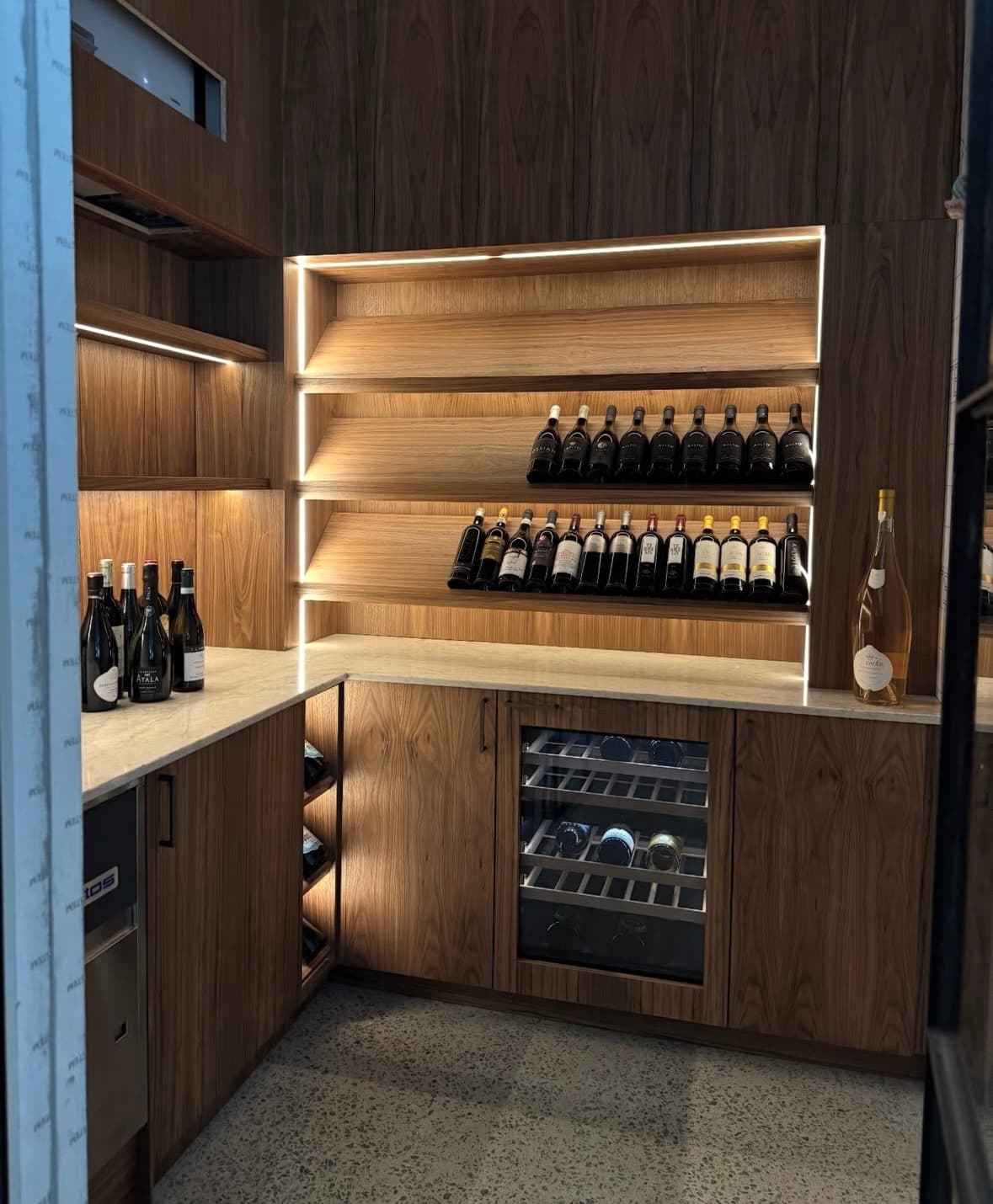 vigneron vinvägg hotell och restaurang vinkyl